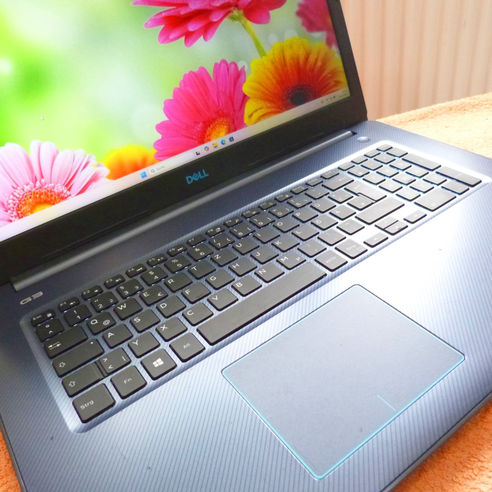 Dell 3779 G3 P35E l 17 inch FULLHD GAMING l SSD Windows 11 l 16GB RAM Intel 8GEN