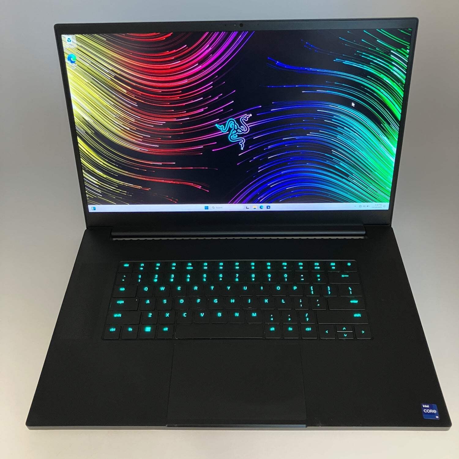 Razer Blade 17 RZ09-0423 17.3″ i9-12900H 16GB RAM 1TB SSD GeForce RTX 3070 Ti