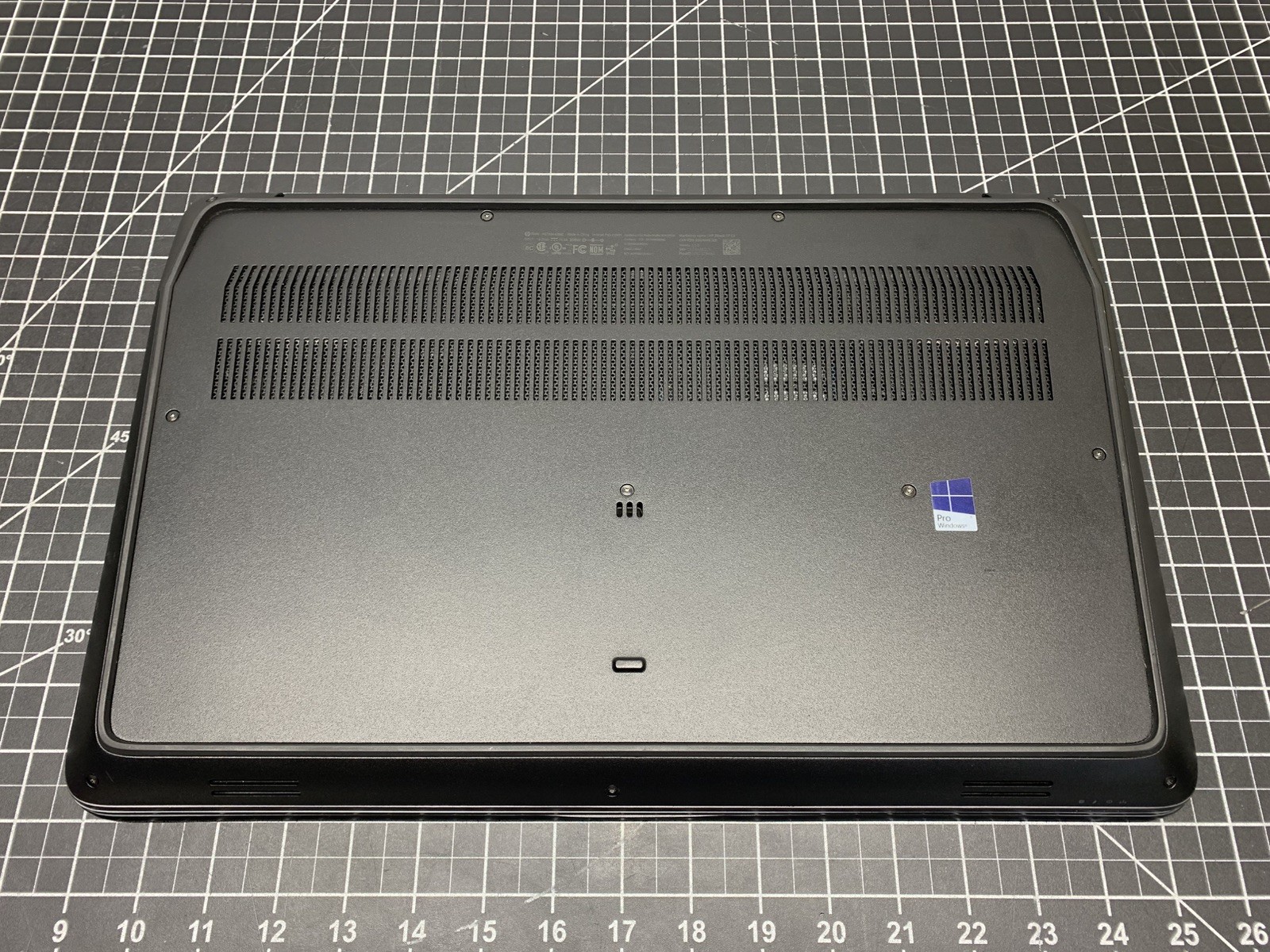 HP ZBook 17 G3 CORE i7-6820HQ | 2TB M.2, 64GB RAM | Bios Locked | #P243