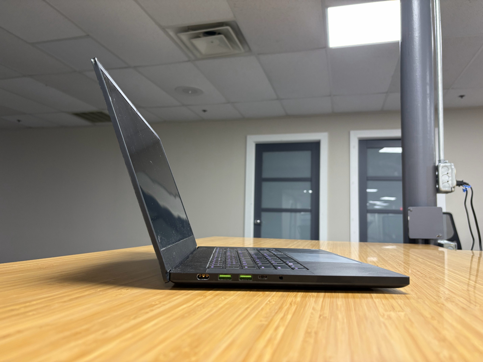 razer blade 15 advanced 2020 (16 gb ram + 512 gb storage)