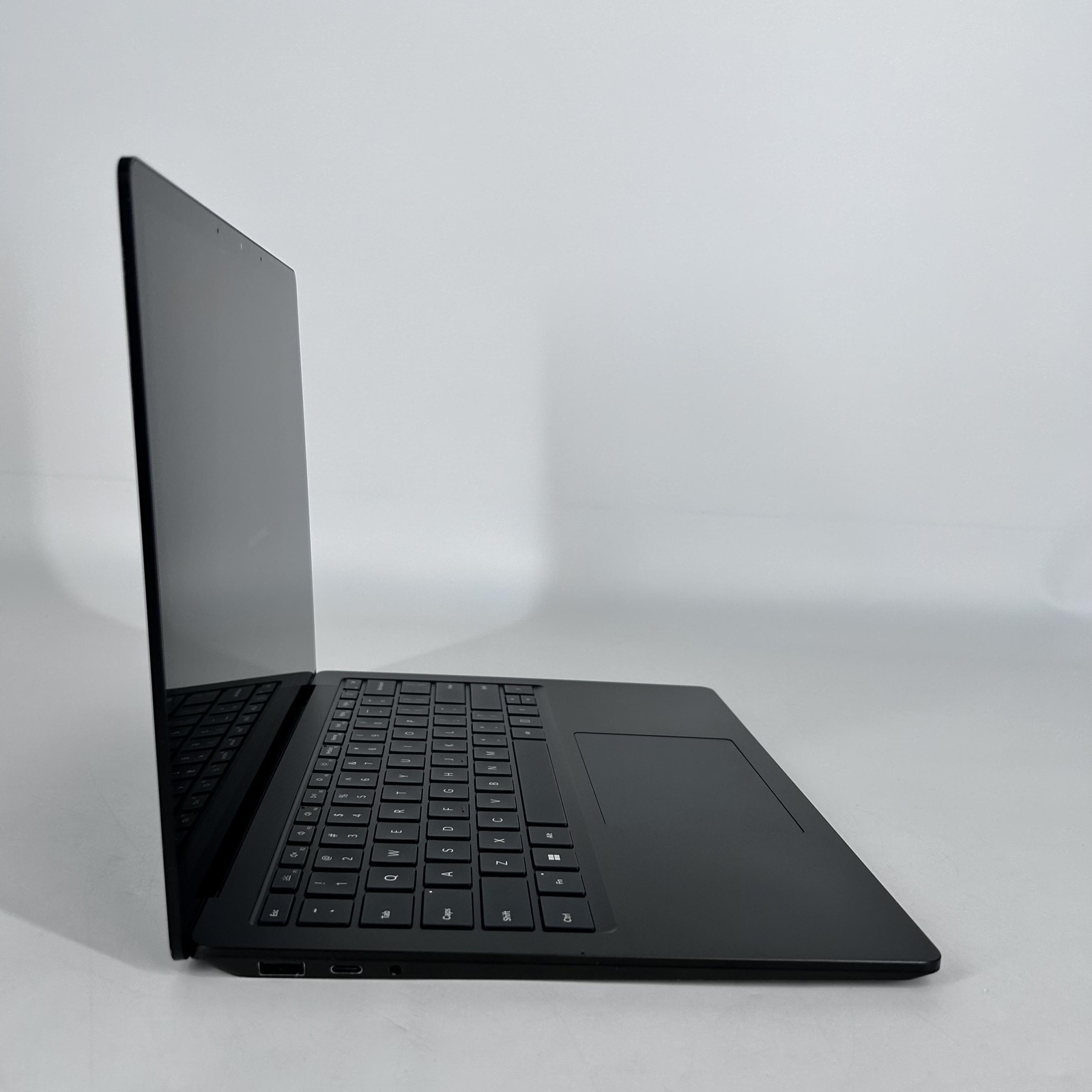 Microsoft Surface Laptop 5 13.5 2K TOUCH 2.7 GHz i7-1265U 16GB 512GB – GOOD