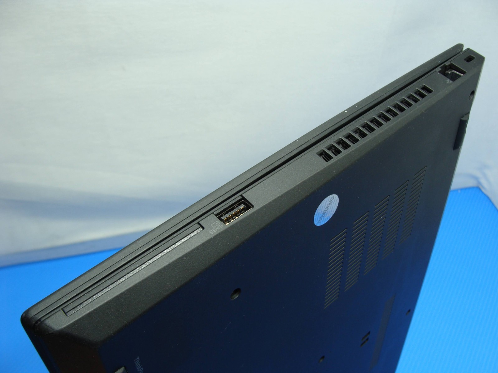 Lenovo ThinkPad T15 Gen 1 15.6″FHD Core i5-10210U 1.60GHZ 16GB 256GB Win 11 Pro