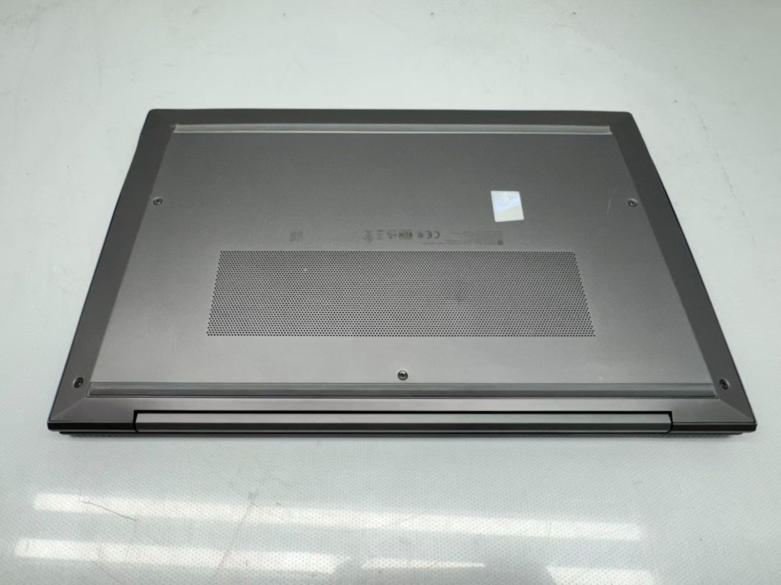 HP Zbook Firefly 14 G8 Intel i7-1185G7@3.0GHz 16GB 256GB NVIDIA T500 *READ*