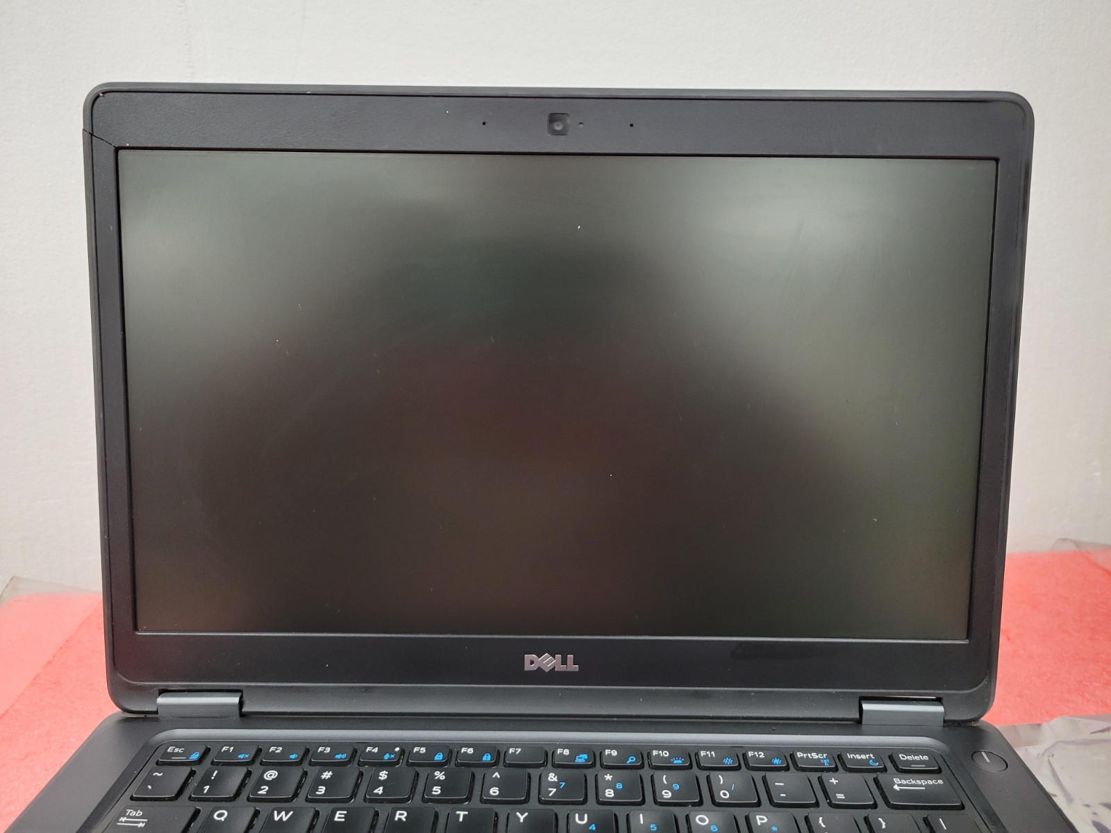 Dell Latitude E5450 i5-5300U@2.3GHz 4GB RAM *NO COVER/SSD/OS/BATT/AS IS* | LP518