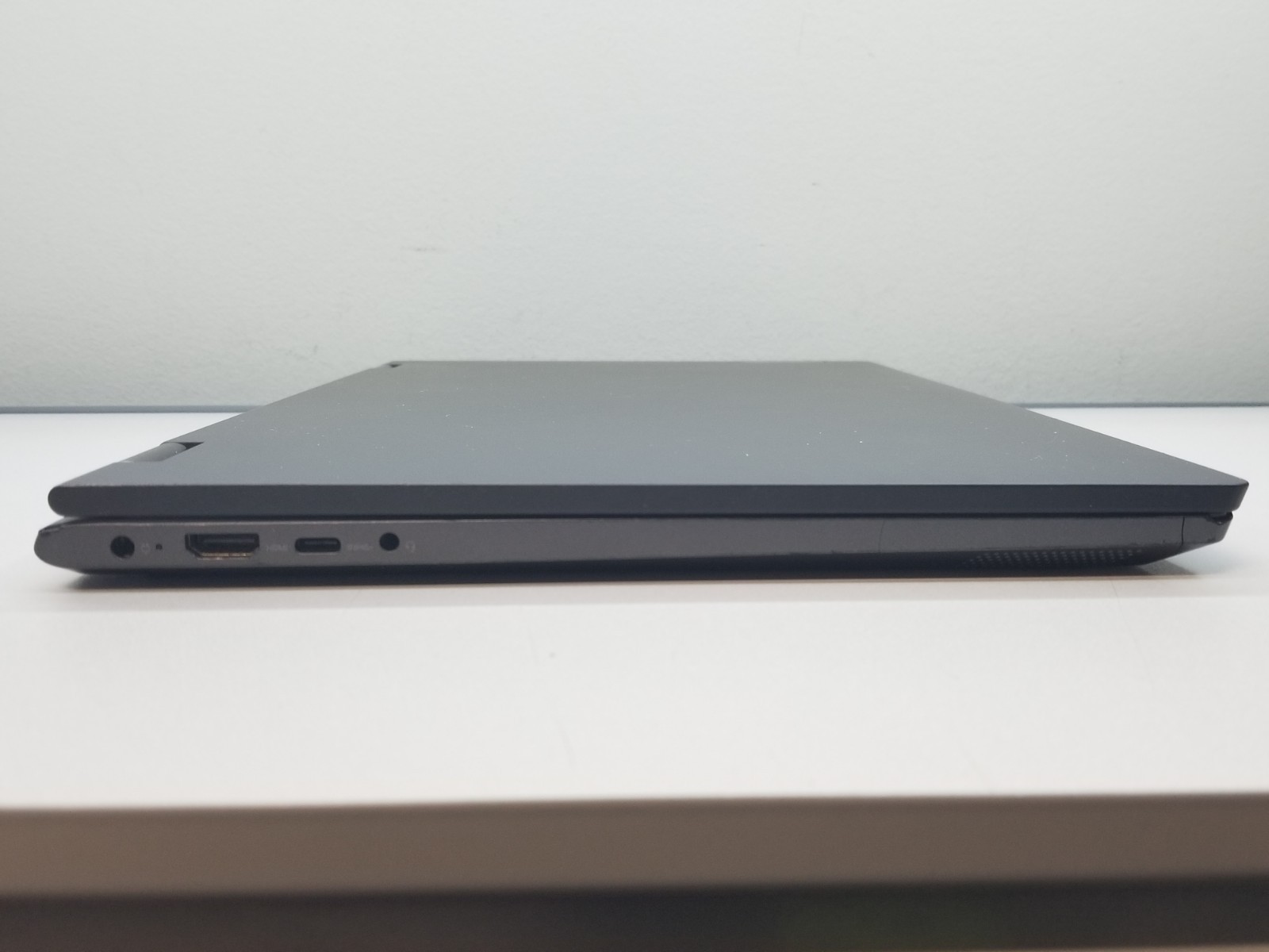 Lenovo IdeaPad Flex 15IWL 15.6″ 2-in-1 i3-8145U 2.1GHz 12GB RAM 256GB NVMe W11H