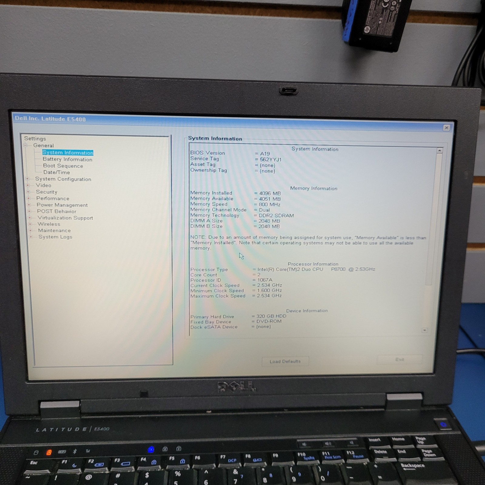 Dell Latitude E5400 (PP32LA) Intel Core 2 Duo P6700 2.53GHz 4GB RAM NO HDD