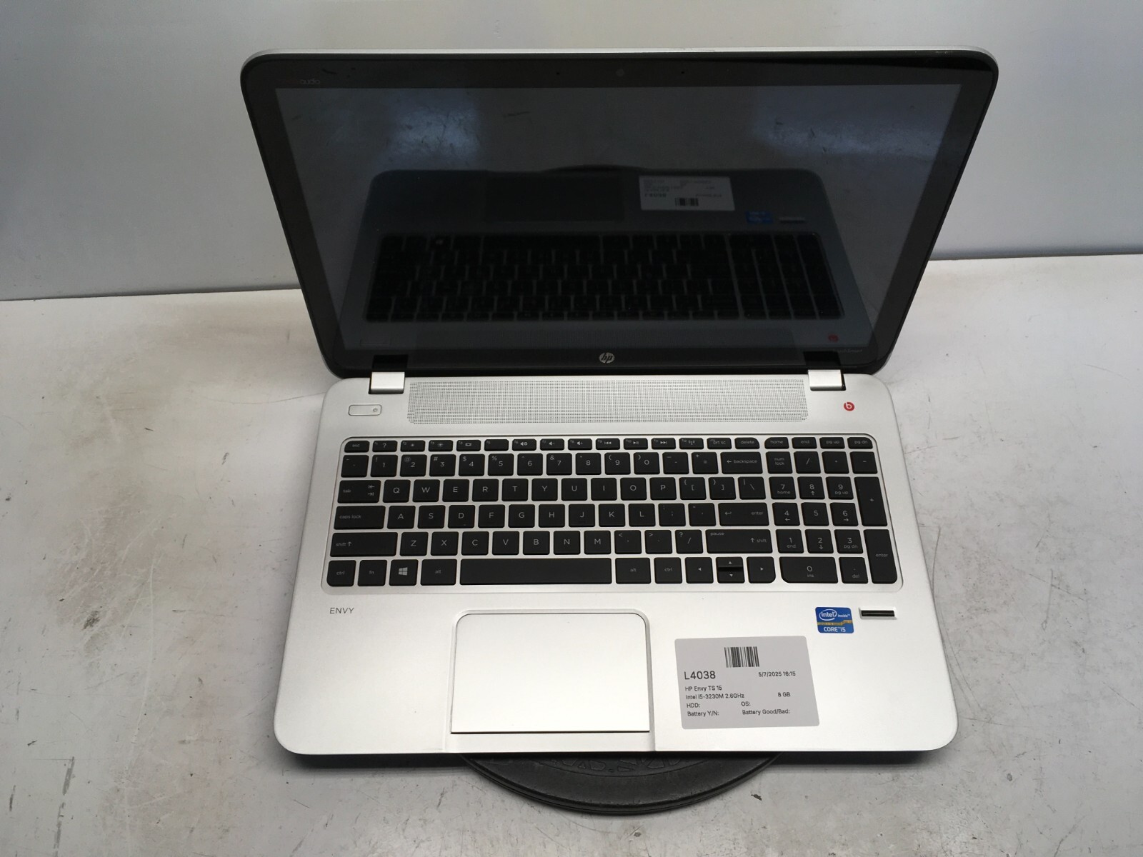 HP Envy 15-j040US Touchscreen Intel i5-3230M 2.6GHz 8 GB NO HDD No Batt READ