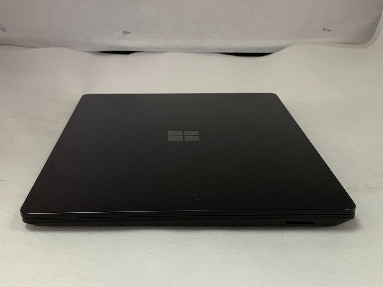 Microsoft Surface Laptop 4 i5-1145G7 2.6GHz 16GB 512GB NVMe W11P Mod. 1951