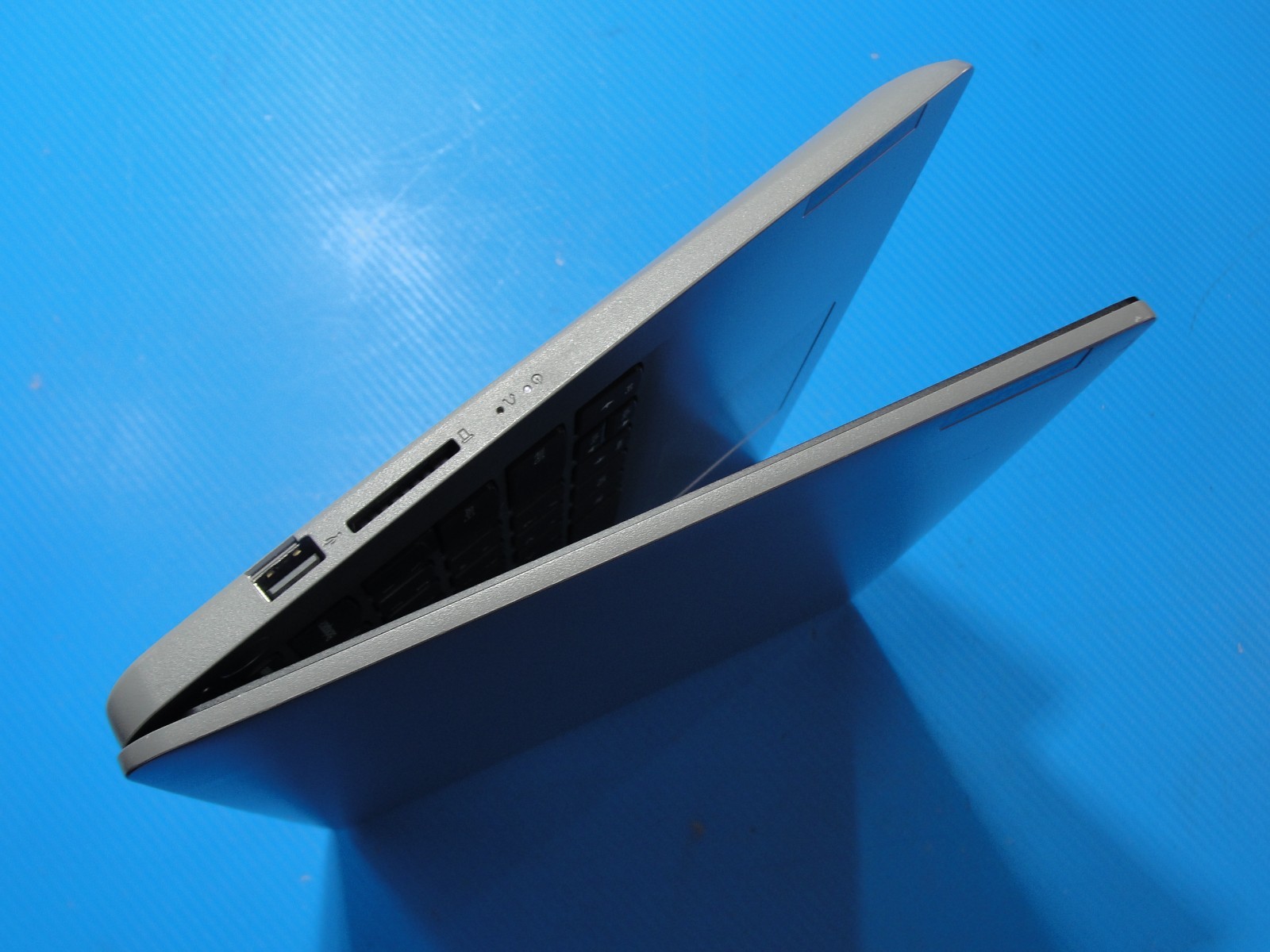 Lenovo IdeaPad 1 14IGL7 14” HD Intel Pentium Silver N5030 1.1GHz 4GB 128GB SSD