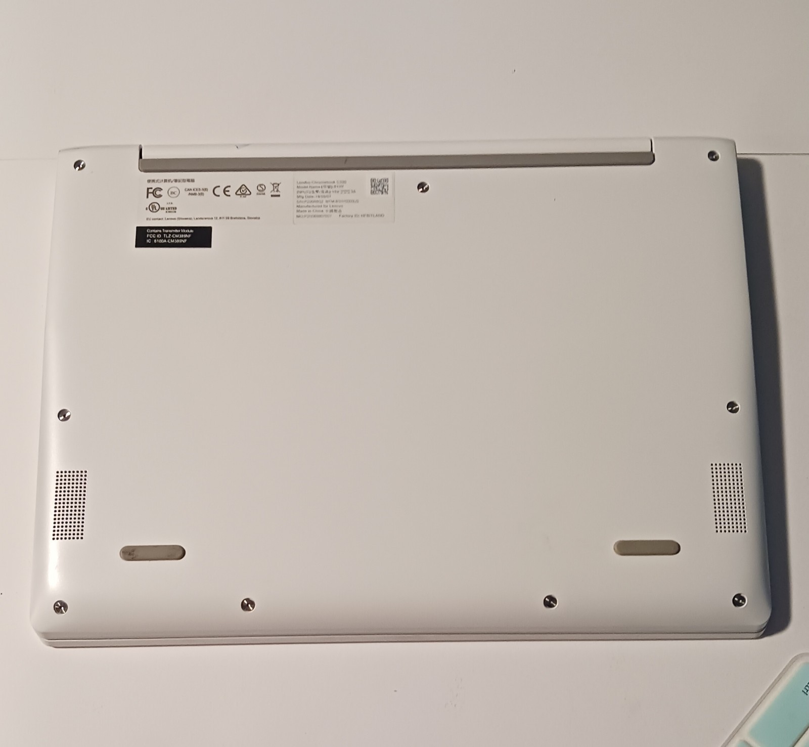Lenovo Chromebook C330 11.6″ 64GB 4GB RAM MediaTek 2-in-1 Notebook USED
