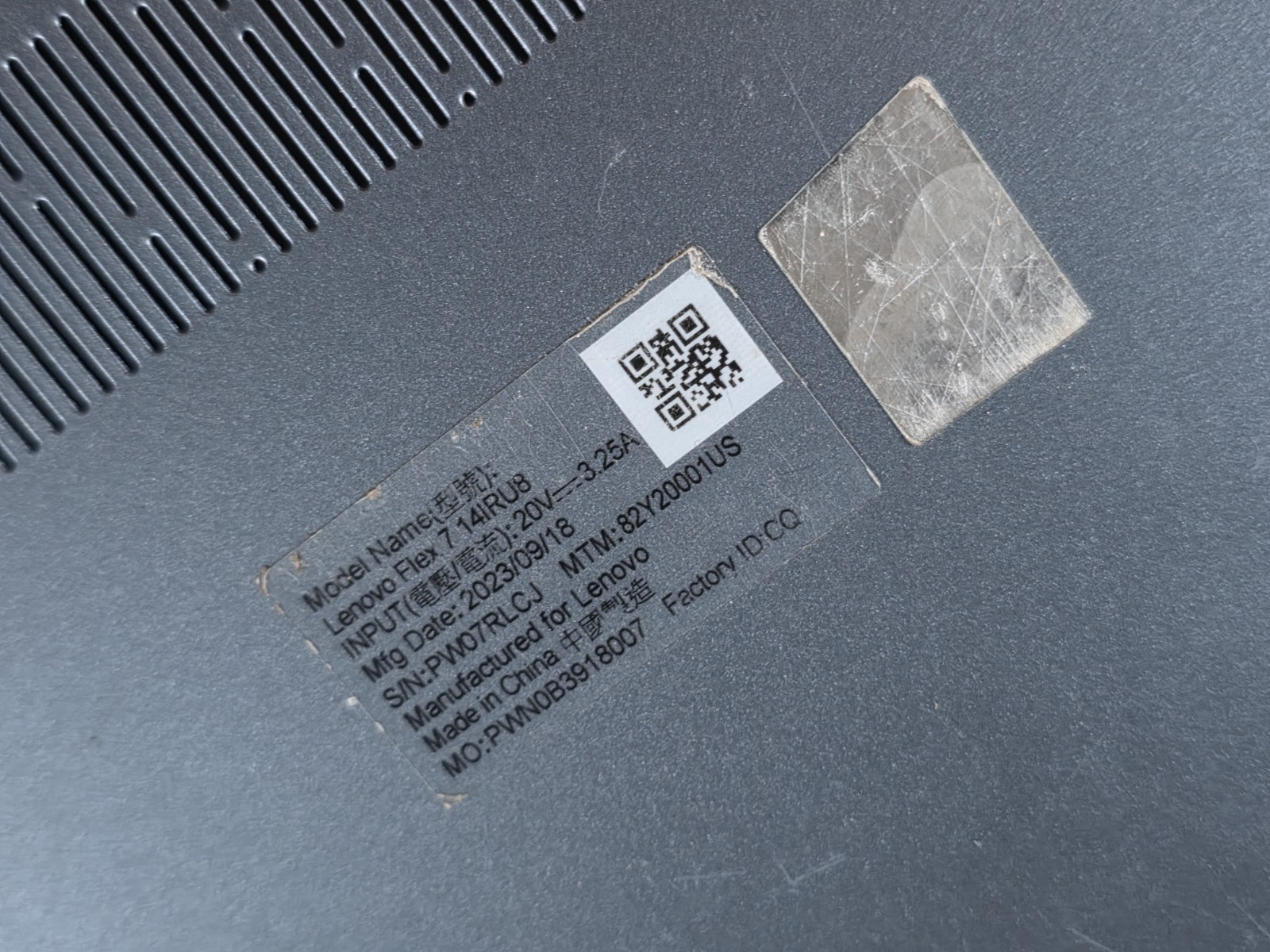 Lenovo Flex 7 14IRU8 14″ 2.2K Touch Intel Core i7-1355U 16GB 1TB SSD Pow