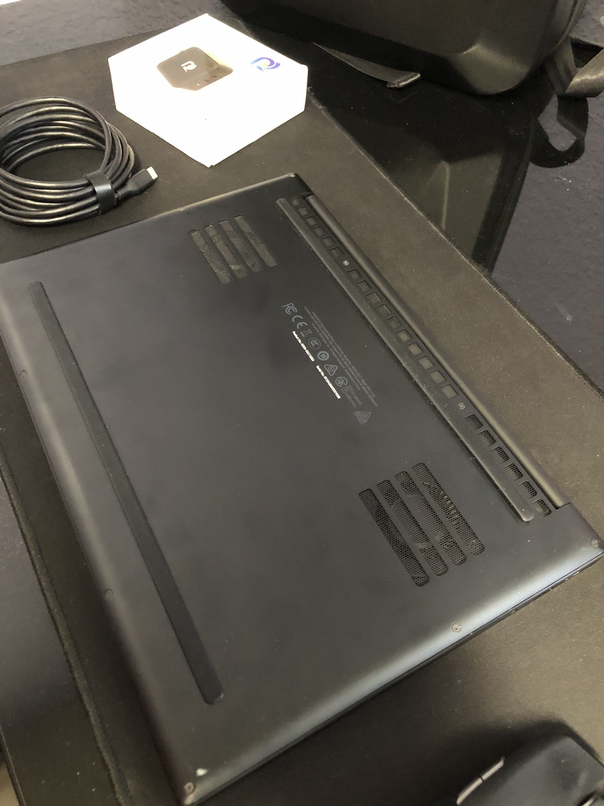 Razer Blade Stealth 13 i7-1165G7 16GB RAM 1TB SSD GTX 1650 Ti FHD OLED TOUCH