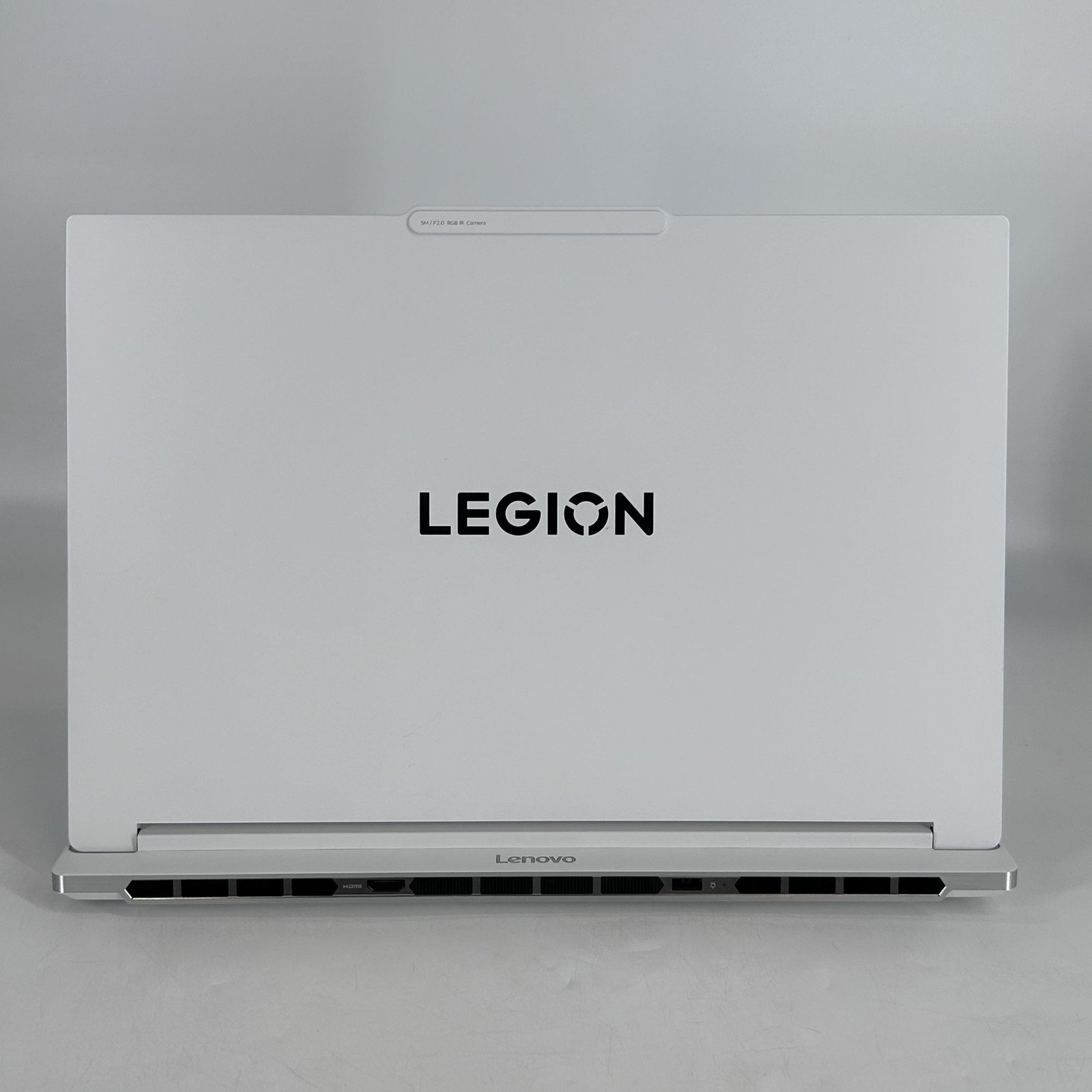 Lenovo Legion 7i Gen 10 16 165Hz QHD+ 2.4GHz Ultra 7 255HX 32GB 1TB SSD RTX 5060