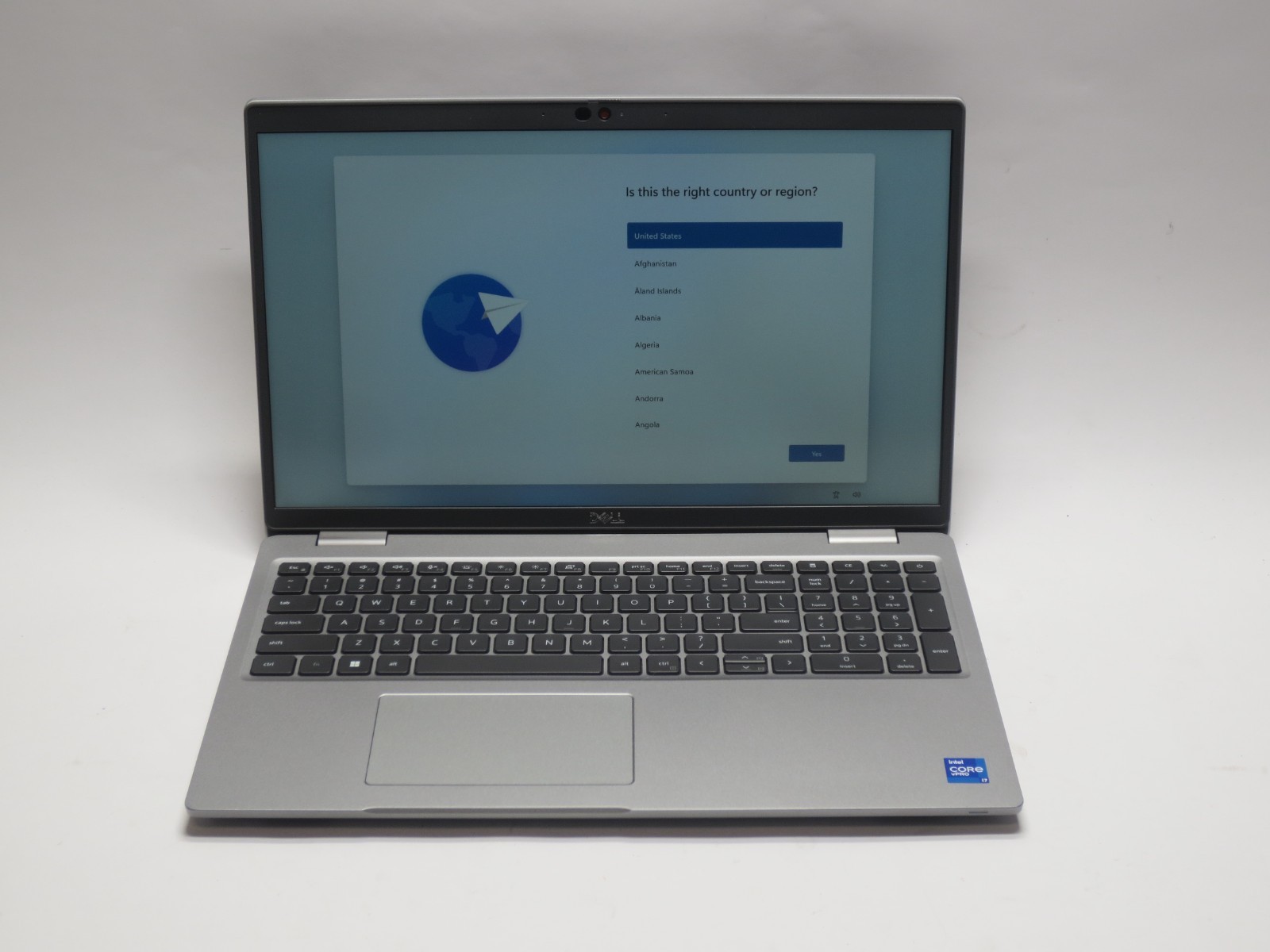 Dell Latitude 5520 15.6” 1.8GHz i7-1185G7 16GB RAM 512GB NVME SSD WIN11 WiFi FHD