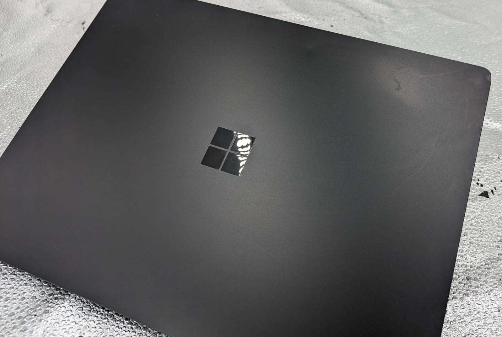 Microsoft Surface Laptop 3 13.5″ 256GB 8G, Intel Core i5-1035G7 – 1.20 GHz,