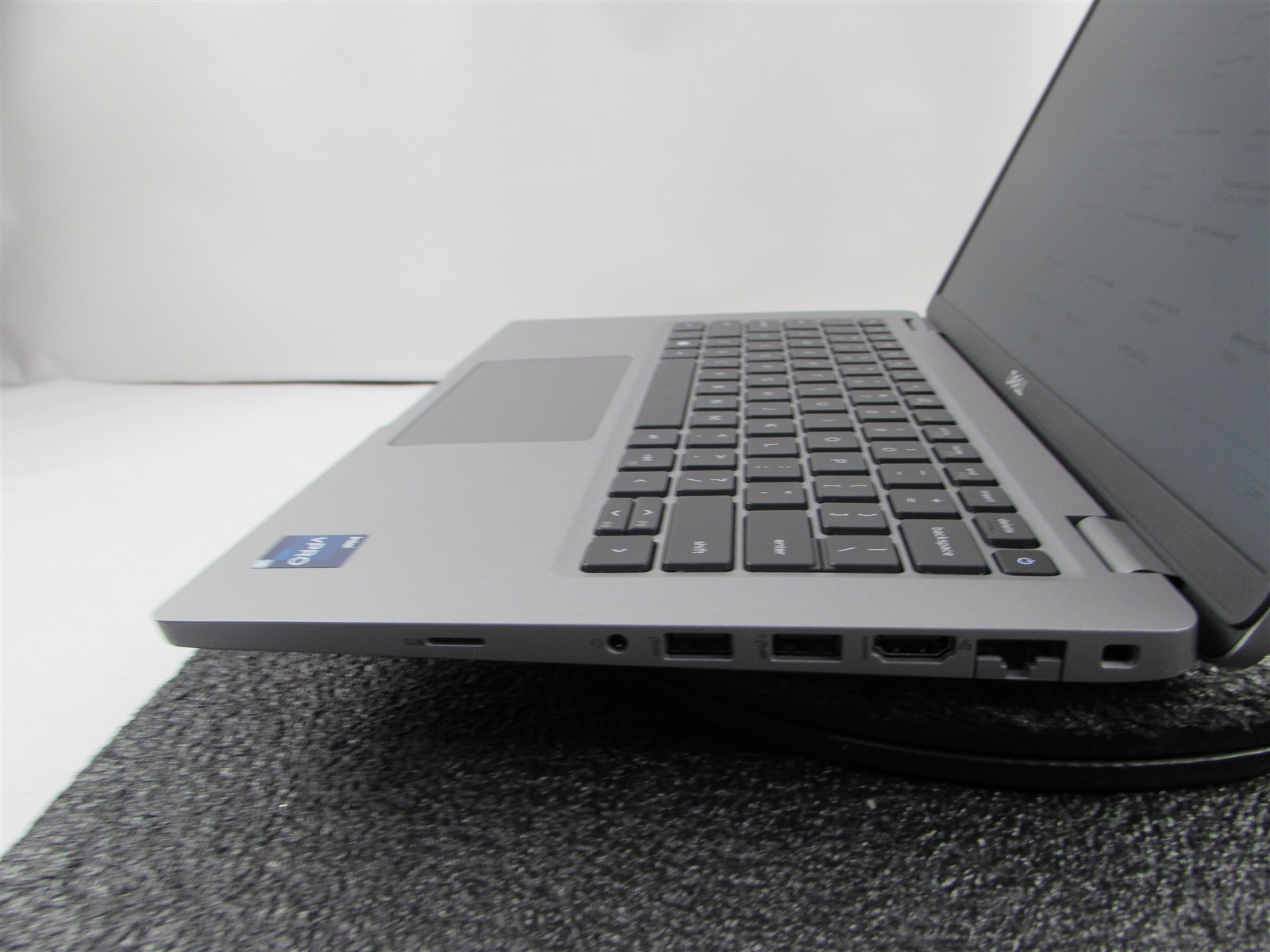 DELL LATITUDE 5430 1920X1080 FHD TOUCH I5-1245U 256GB SSD 8GB RAM NO O.S