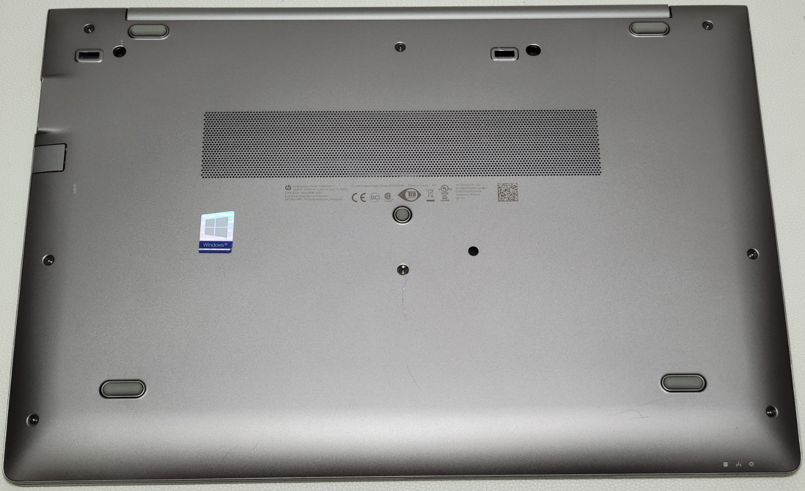 HP ZBook 15u G5 i7-8650U 16GB RAM 256GB SSD NO ADAPTER (UID TE2C960CFE)