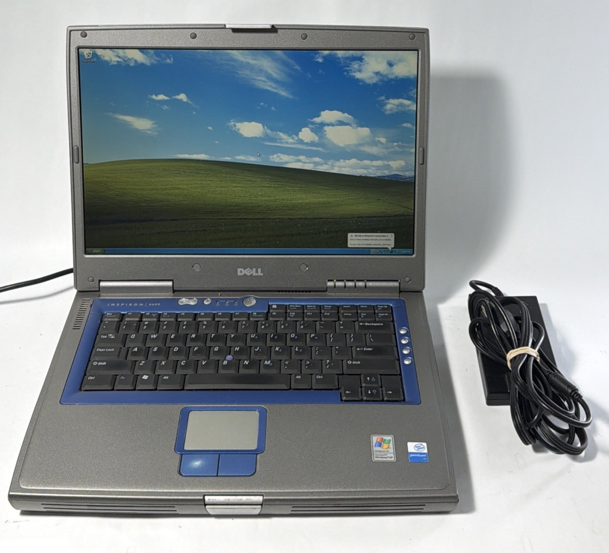 Dell Inspiron 8600 15″ Windows XP Laptop Radeon 9600 1680×1050 9 Pin Serial NICE