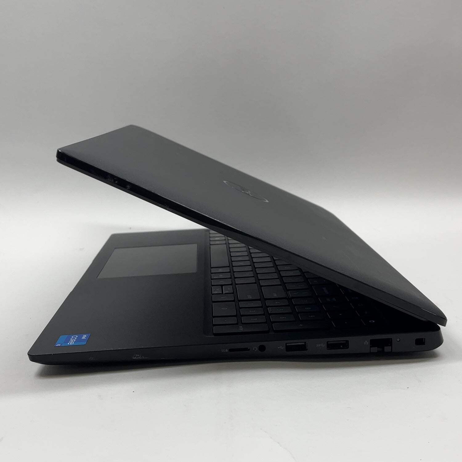 Dell Latitude 3520 15.6″ i5-1135G7 2.4GHz 16GB RAM 1TB SSD