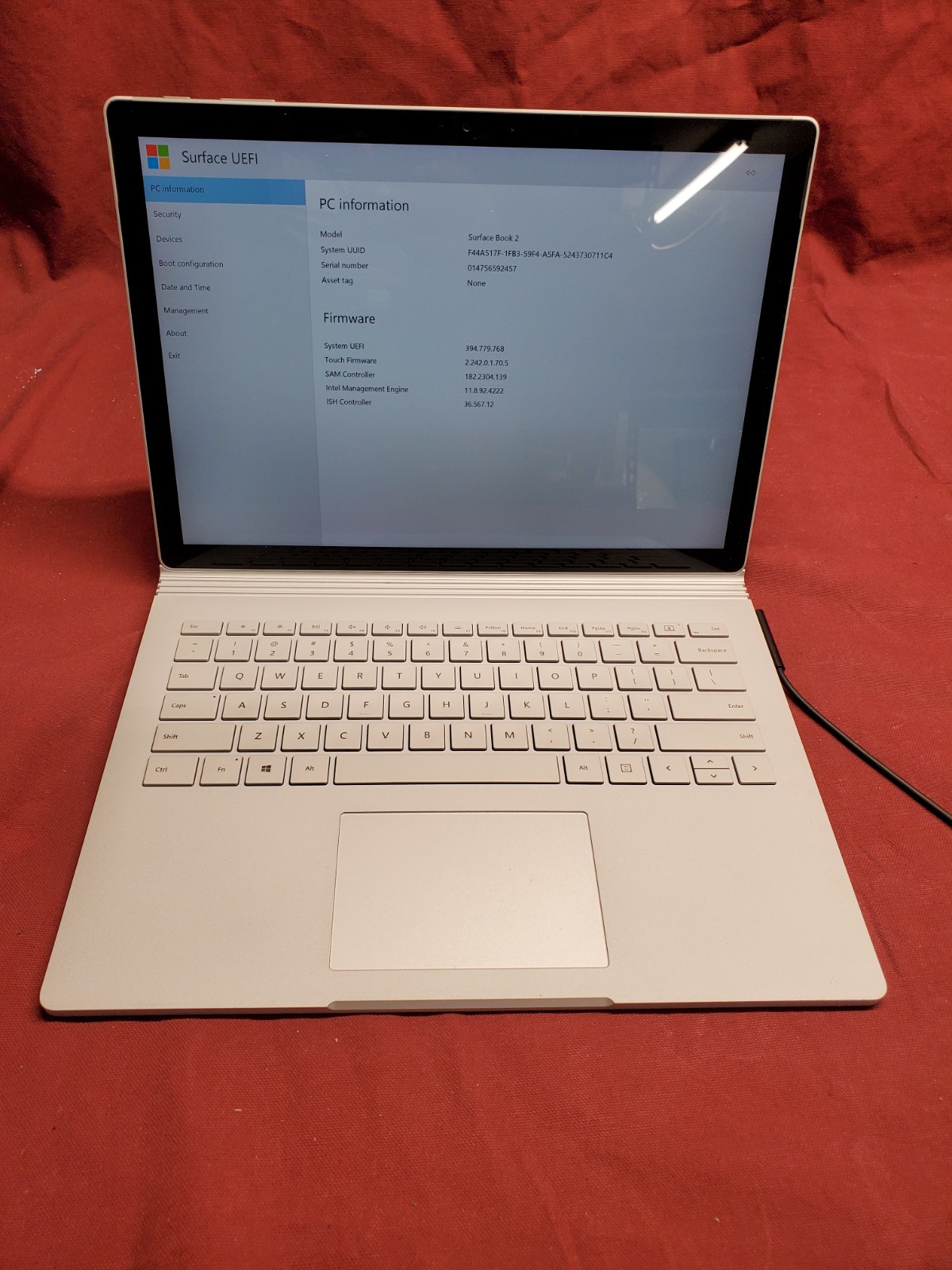 Microsoft Surface Book 2 13.5″ i5 8350U 1.70GHz/ 8GB / 256GB SSD #2933