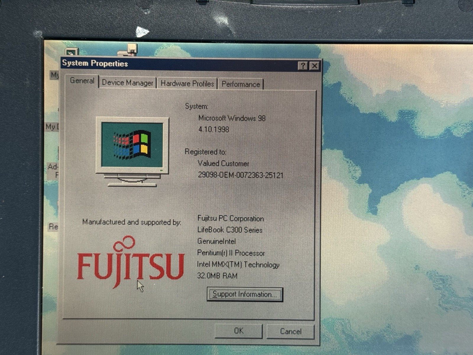 Fujitsu LifeBook C340 Laptop Intel Pentium II 32mb RAM 3gb HDD Windows 98