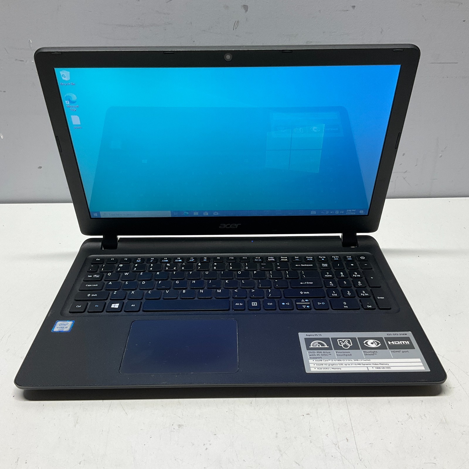 Acer Aspire ES1-572 Laptop Intel Core i3-6100U @ 2.30 GHz 4GB 250GB SSD Win 10