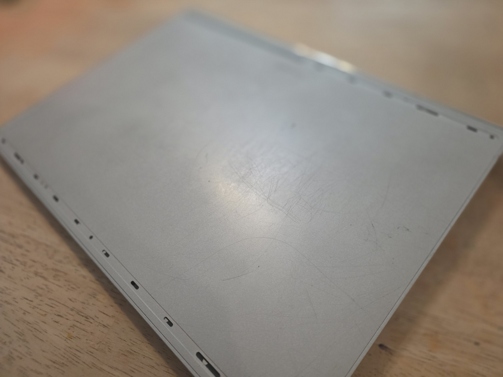 Microsoft Surface Book 13.5″ i7-6600 16GB 512GB GTX 965M Performance Base – READ
