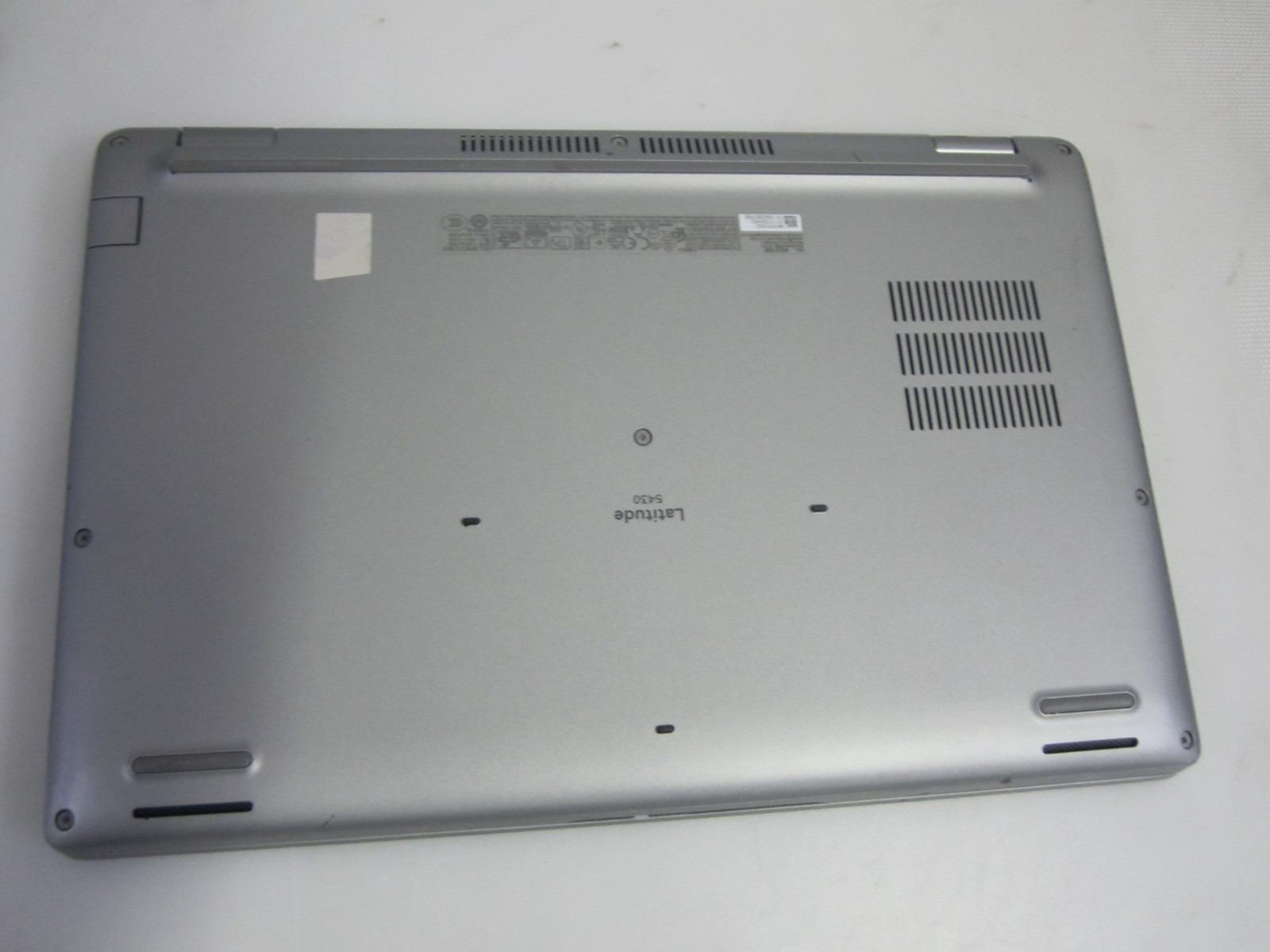 Dell Latitude 5430 i7-1265U 4.00GHz 16GB 512GB M2SSD UBUNTU LAPTOP + AC