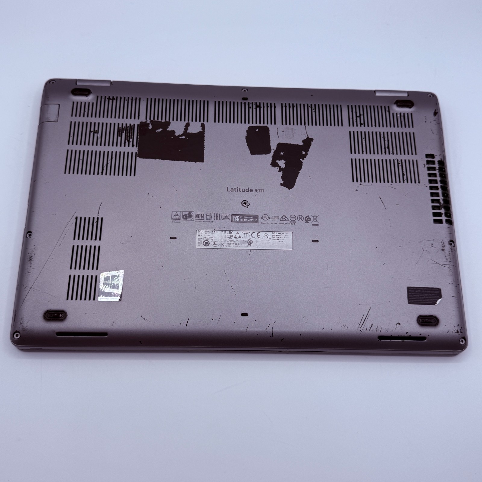 Dell Latitude 5411 14″ 256SSD, Core i7-10850H, Hex 16GB MX250 Win11 Pro Grade C