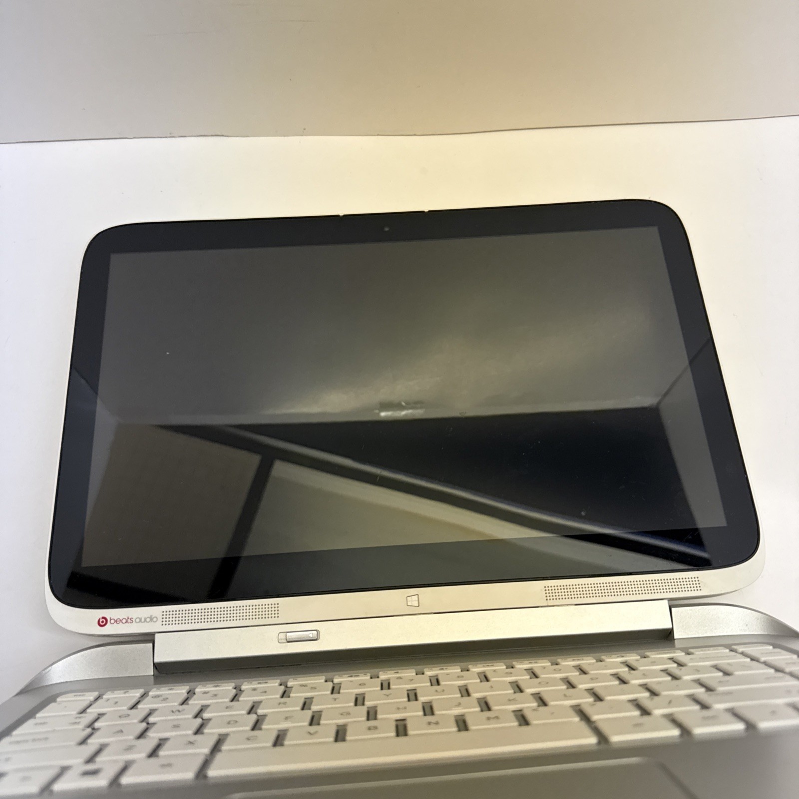 HP Split Tablet Laptop Intel Core i3 NO HDD – As Is – Parts Or Repair – No Power