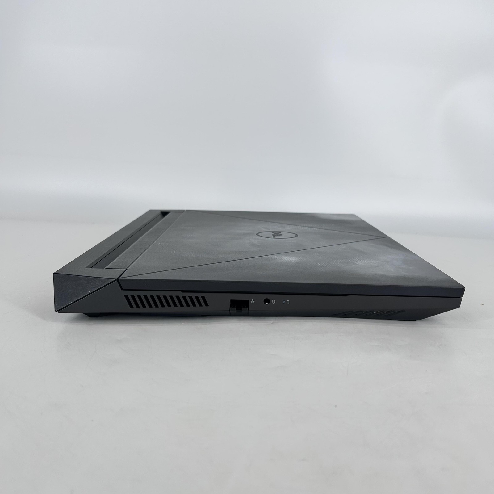 Dell G15 5530 15.6 120Hz FHD 2.6GHz i7-13650HX 16GB 1TB SSD NVIDIA RTX 4060 Good