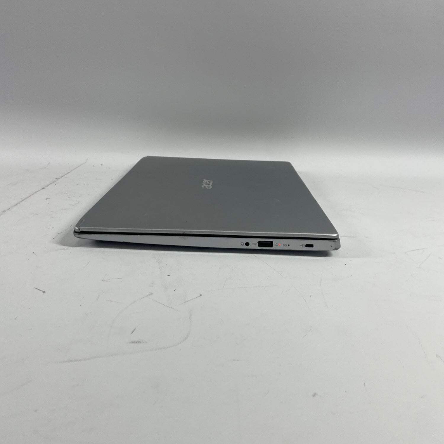 Broken Acer Aspire A515-46 15.6″ Ryzen 3 3350U 2.1GHz 4GB RAM 128GB SSD Bad Batt
