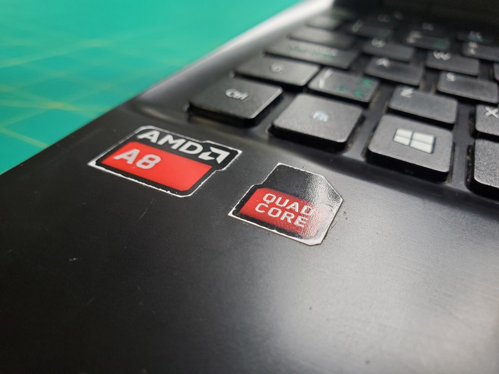 Laptop Acer Aspire E5-521, AMD A8-6420 Quad Core, 8GB RAM, 240GB SSD
