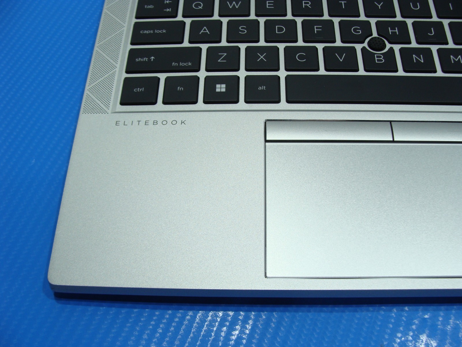 HP EliteBook 840 G8 14″ FHD i7-1185G7 3GHz 16GB RAM 256GB SSD Windows 11 Pro