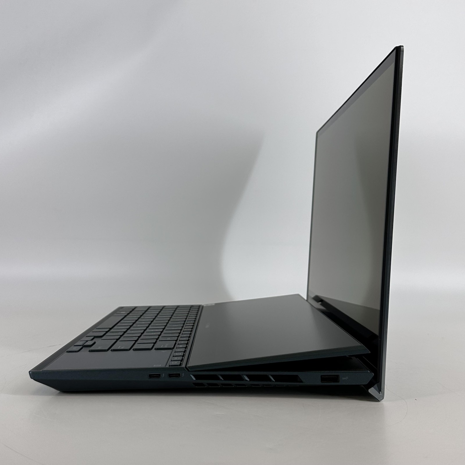 Asus Zenbook Pro Duo 15 FHD TOUCH i7-10870H 32GB 1TB RTX 3070 – BAD BATTERY