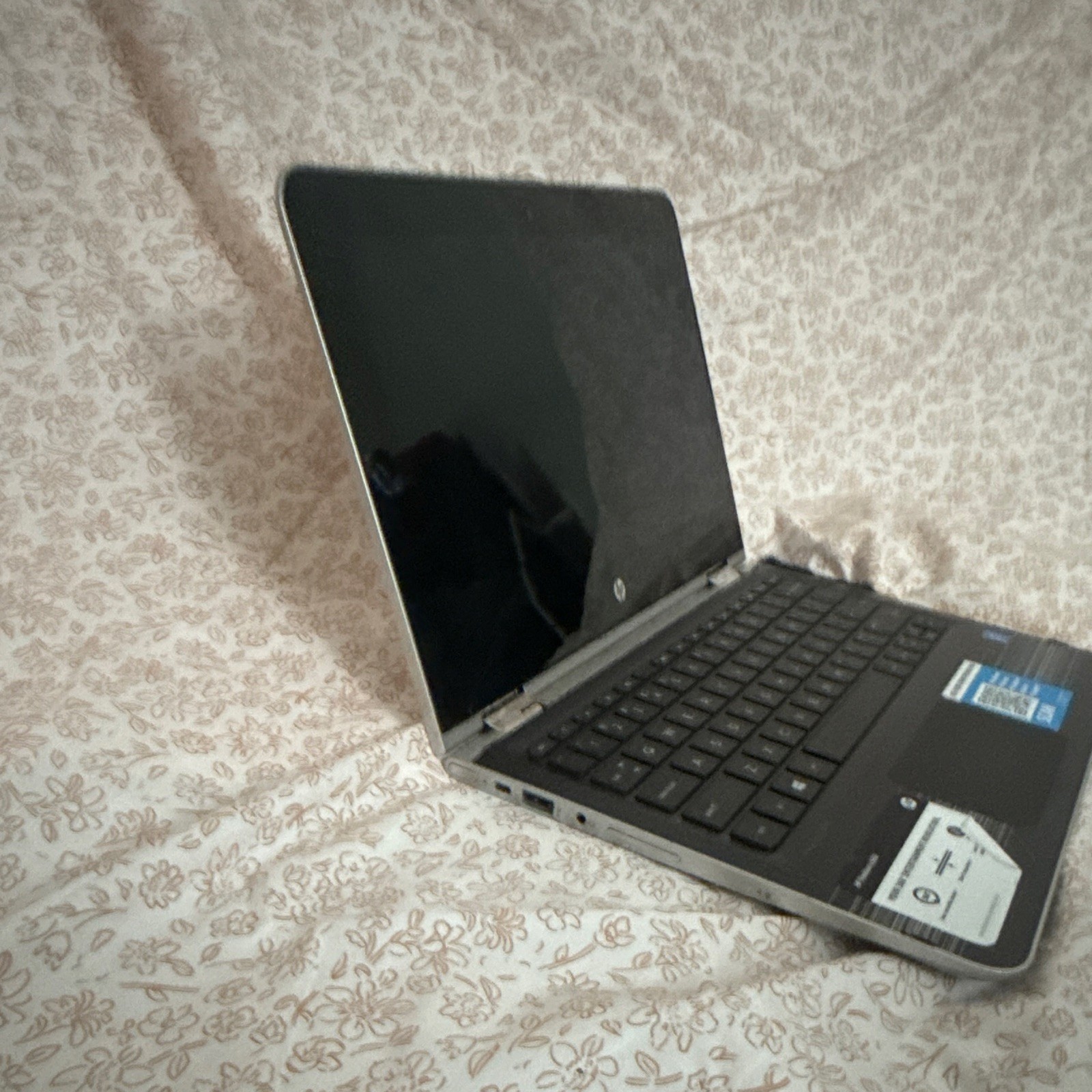 HP Pavilion x360 m1 11.6in Touch i3 2.10GHz 4GB 500GB HDD Windows