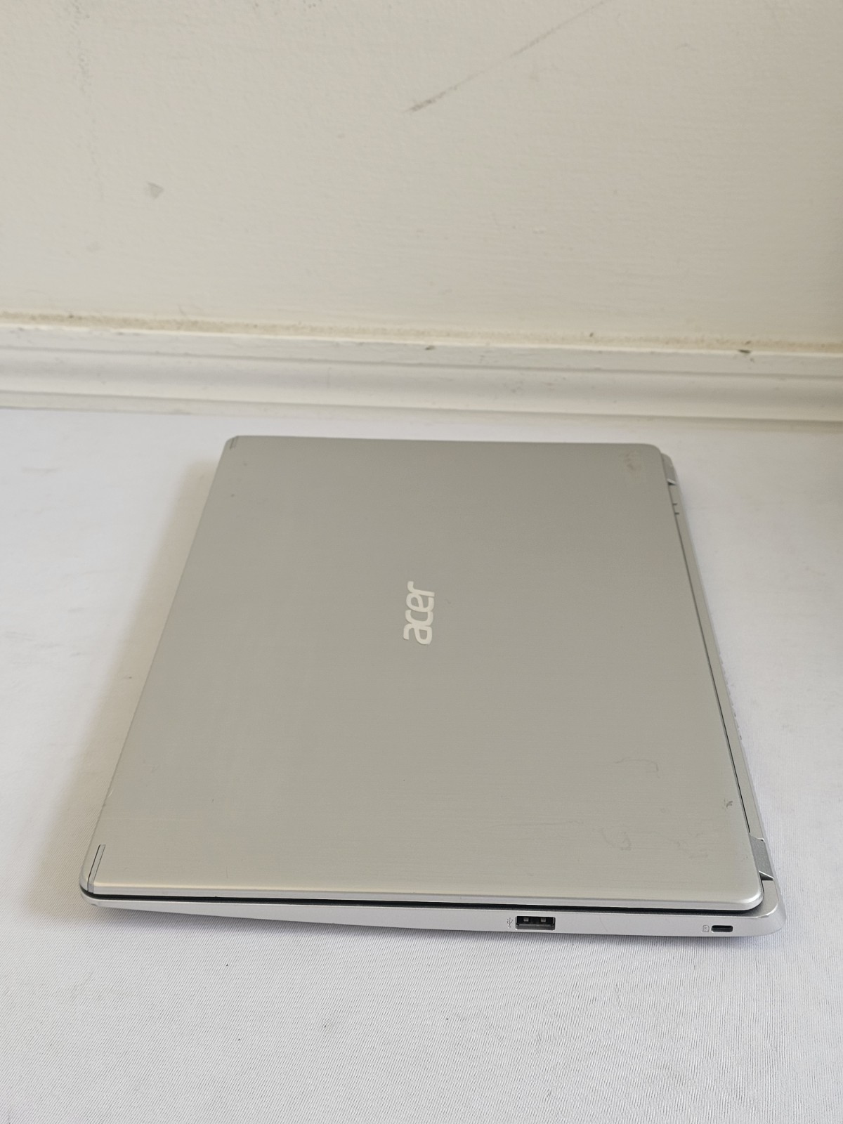 Acer Aspire A515-43 Laptop – AMD Ryzen 3-3200u – 16GB RAM 1TB HDD Win 11 – READ