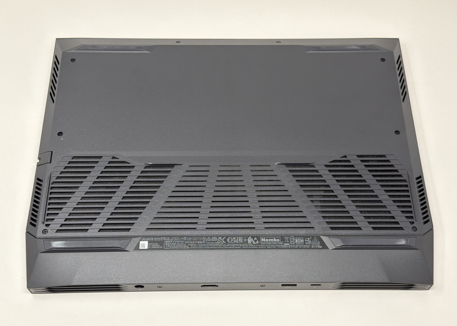 Dell G15 5510 Intel Core i5 2.5GHz 8GB RAM 512GB SSD 4GB GPU 15.6in Very Good