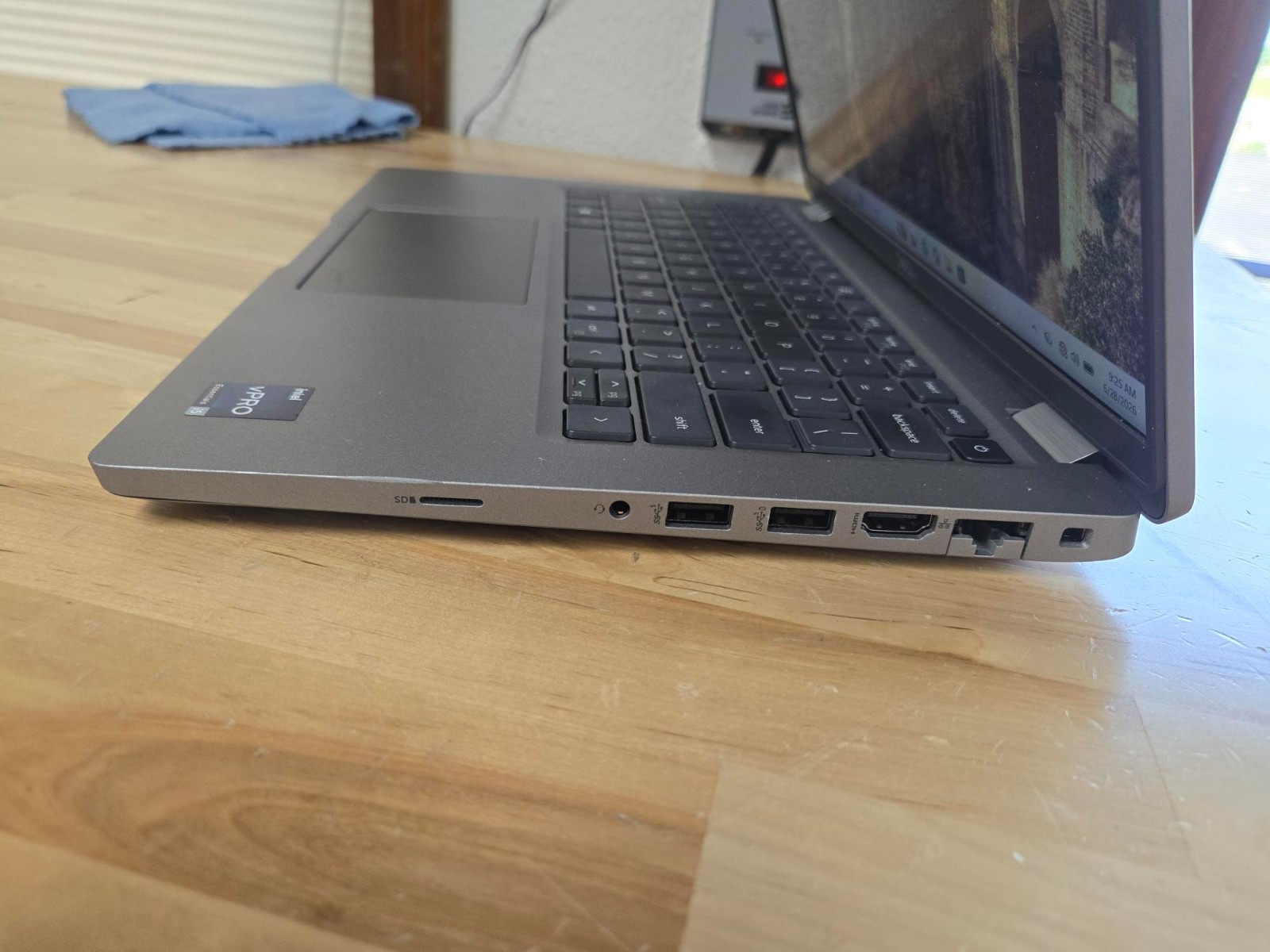 Dell Latitude 5430 Laptop – Core i5-1245U 32GB 512GB SSD – Touchscreen