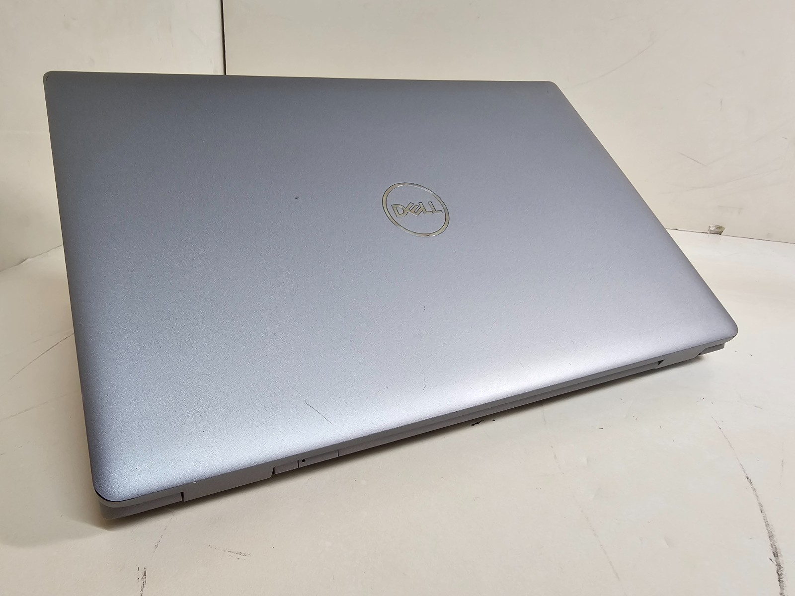 Dell Latitude 5530 Laptop – i5-1235u 16GB 512GB SSD Cam 15.6″ Touchscreen – SP3
