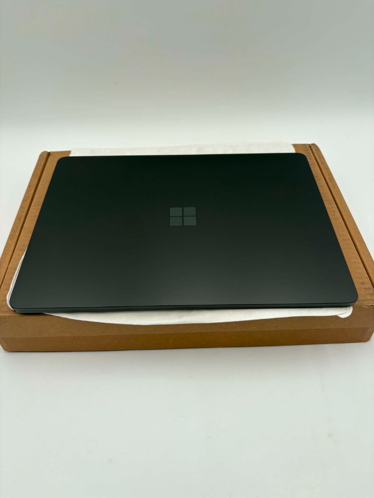 13.8″ Microsoft Surface Business Laptop 7th Ed – Intel Ultra 7 268V, 32GB, 256GB