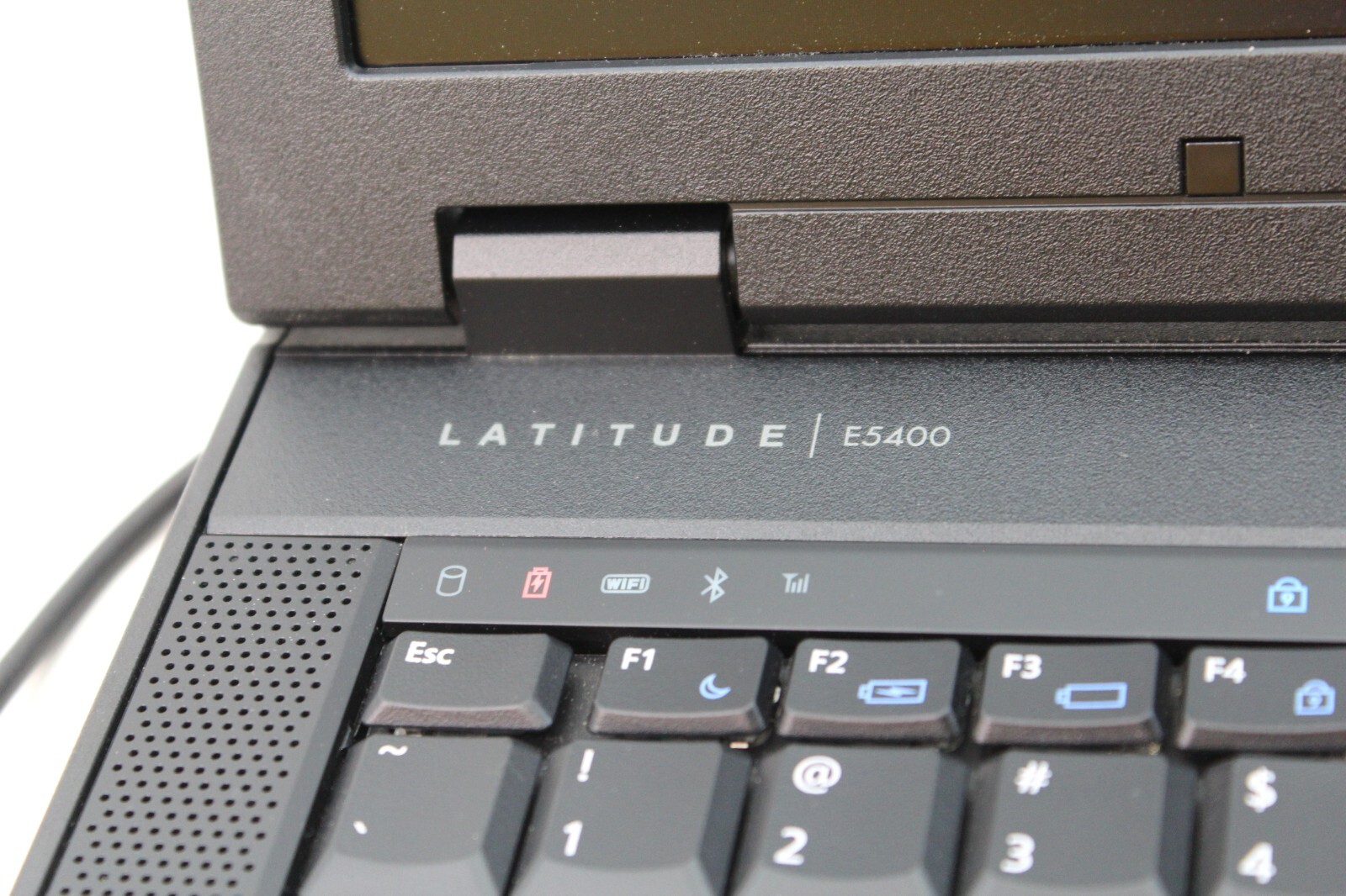 Dell Latitude E5400 14.1″ Laptop No OS, HDD, or Charger #1E-19