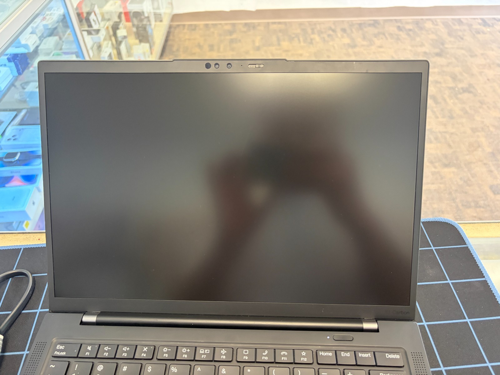 Lenovo ThinkPad X1 Carbon 14.0″ Gen 11 Intel Core i7-1365U 1.8Ghz 32GB RAM 512GB