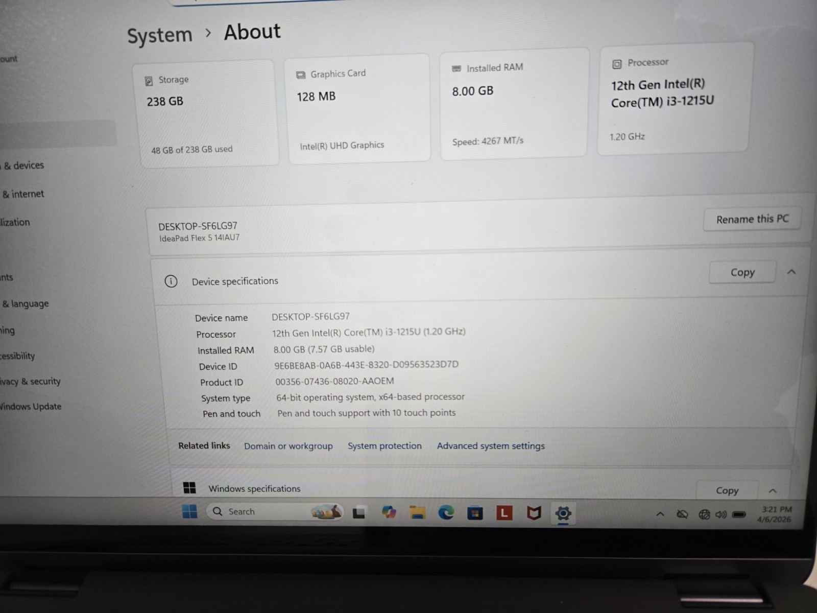 Lenovo IdeaPad Flex 5 14″ (256GB SSD, Intel Core i3 12th Gen., 3.30GHz, 8GB)…