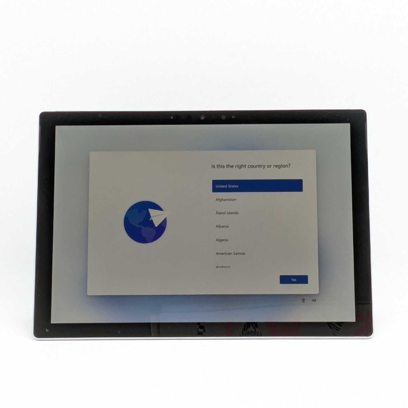 Microsoft Surface Pro 7 12.3″ i5-1035G4 8GB DDR4 128GB SSD Win 11 H (SEE DESC)