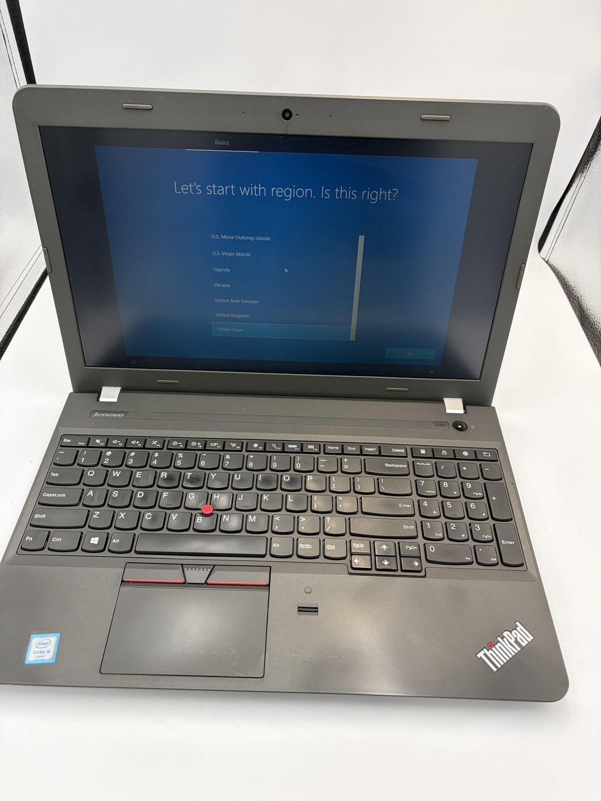 Lenovo ThinkPad E560 (2015) Intel(R) Core(TM) i5-6200U CPU @ 2.30GHz 8GB RAM 256