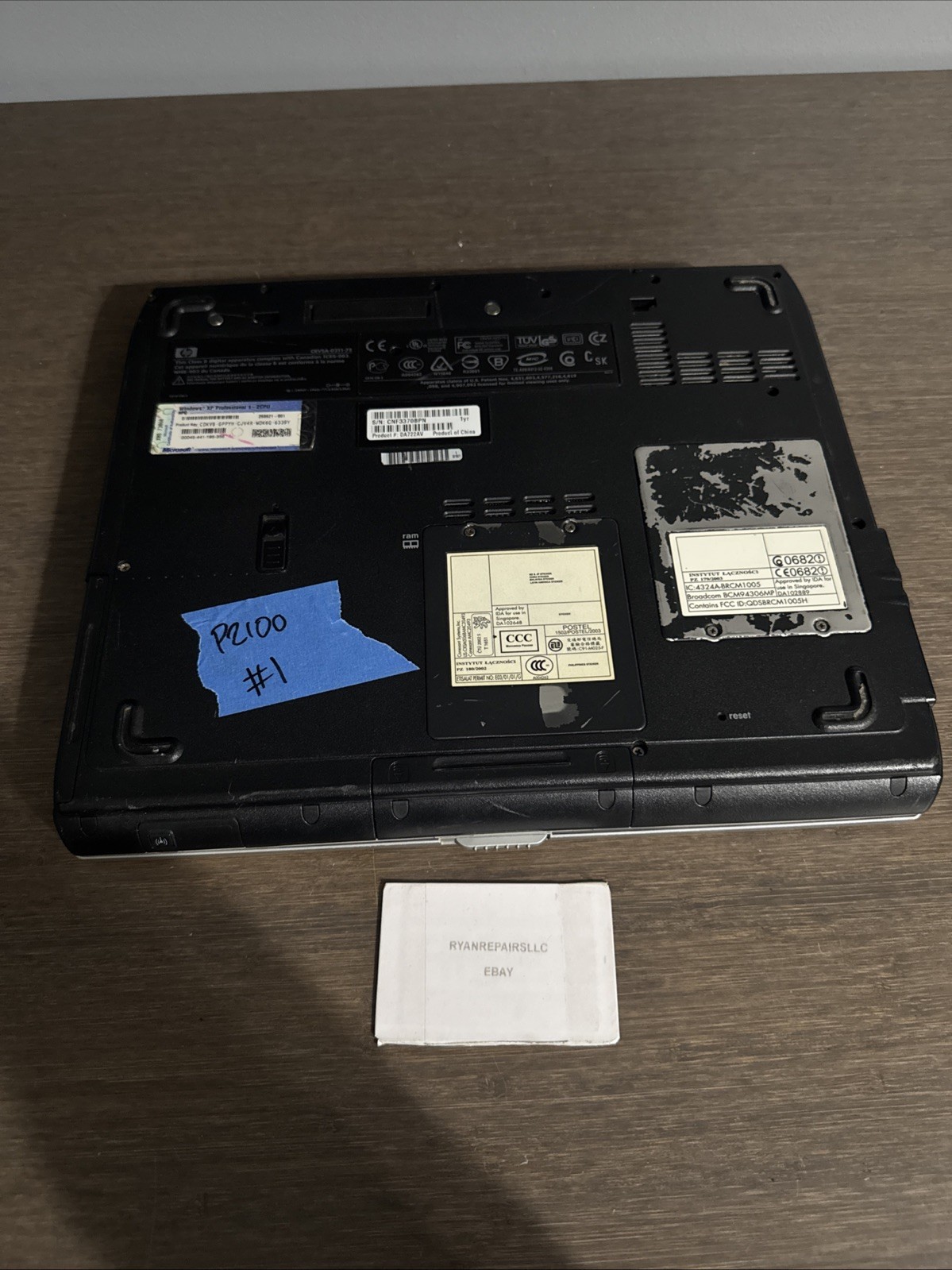HP Compaq Presario 2100 CRVSA-02T1-75 Untested Laptop FOR PARTS AS IS