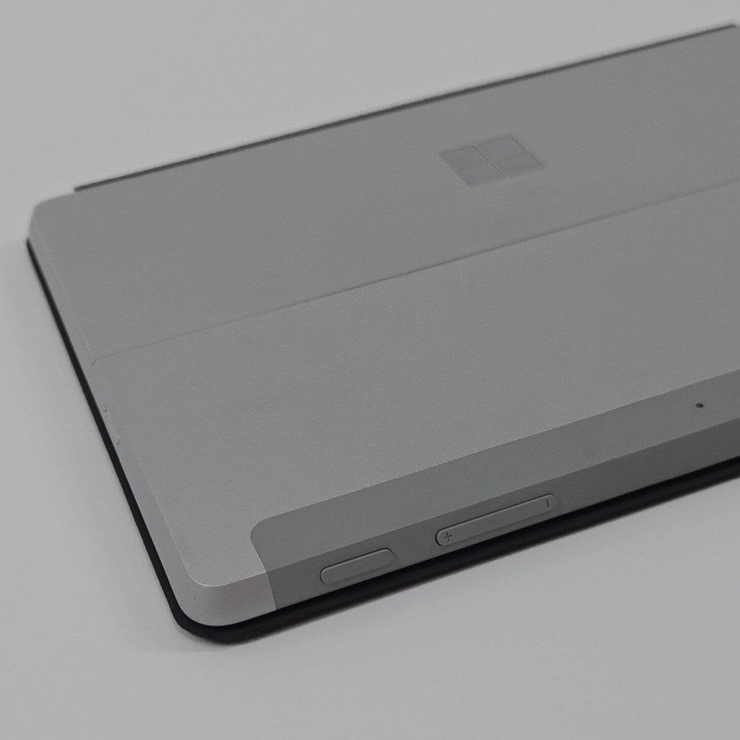 Microsoft Surface Go 2 1927 10.5″ m3-8100Y 1.1GHz 8GB RAM 128GB SSD