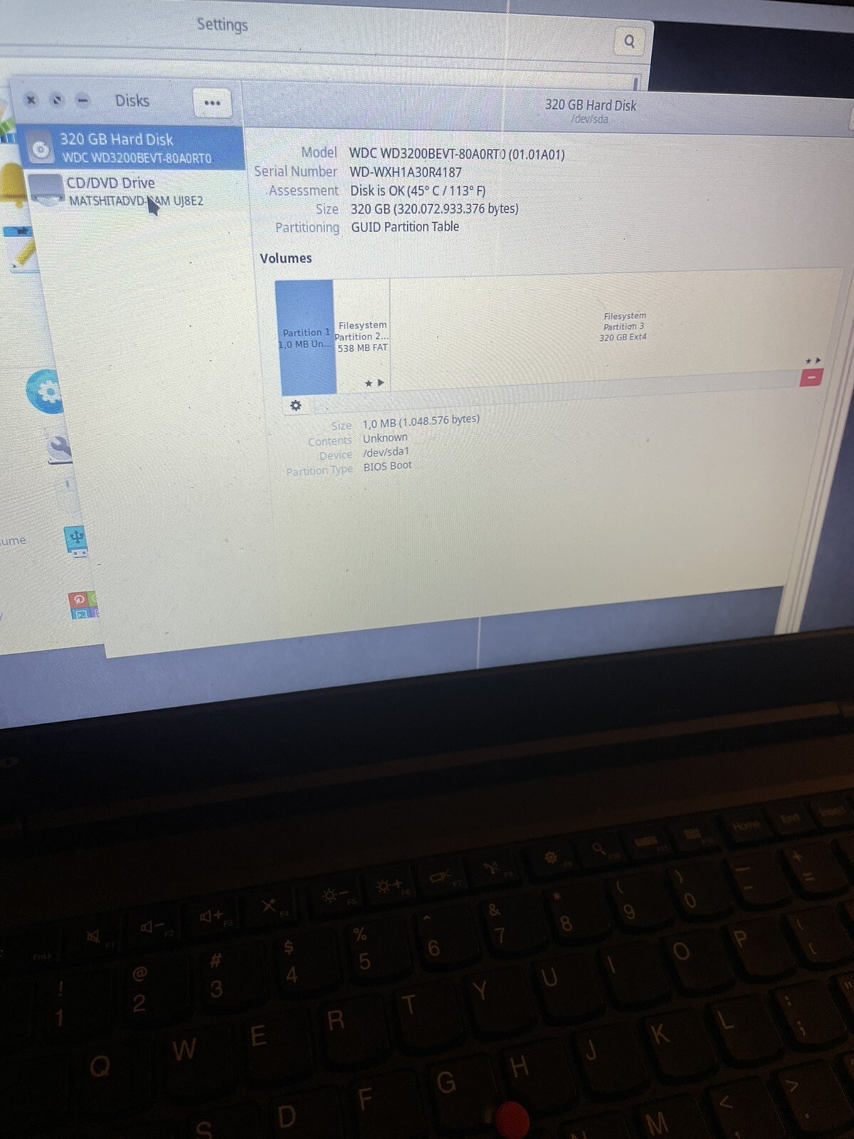 Lenovo Thinkpad E470 14″ (256GB SSD, Intel Core i3 7th Gen., 2.40 GHz, 4GB)…