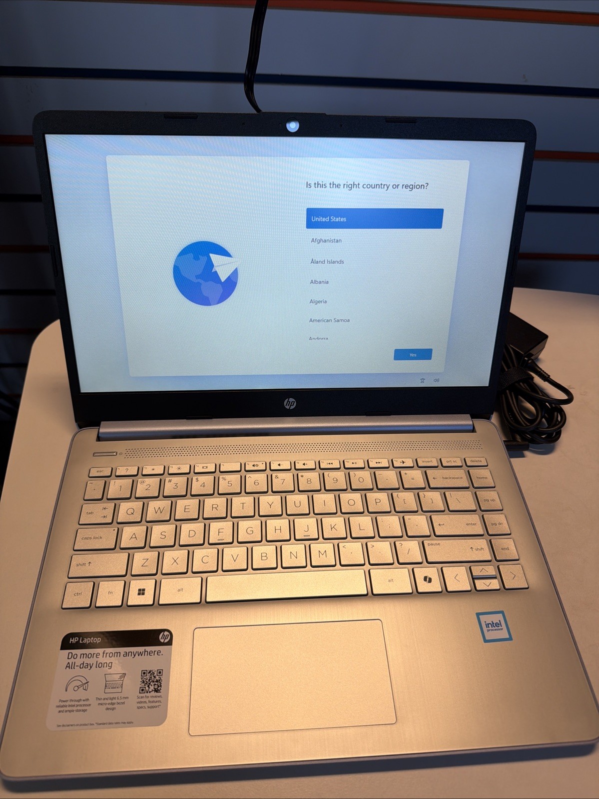 HP 14″ Laptop – Intel N150 2025 – 4GB Memory – 128GB UFS – Sky Blue 14-dq6012dx